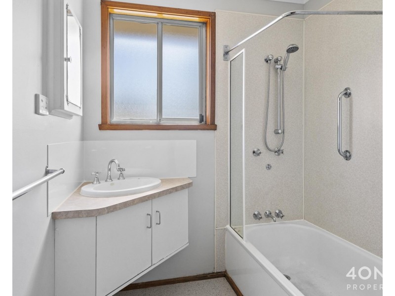 83 Fisher Drive, Herdsmans Cove TAS 7030