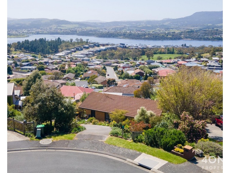 10 Newitt Drive, Austins Ferry TAS 7011
