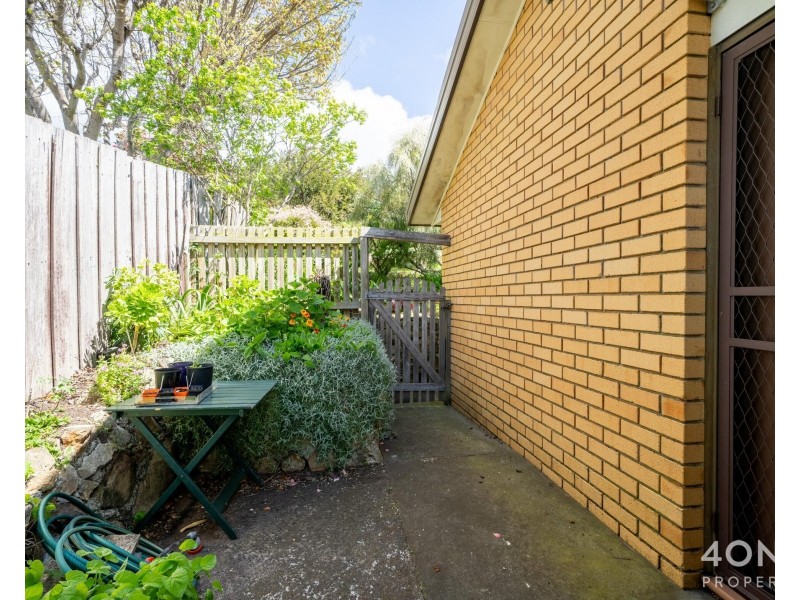 10 Newitt Drive, Austins Ferry TAS 7011