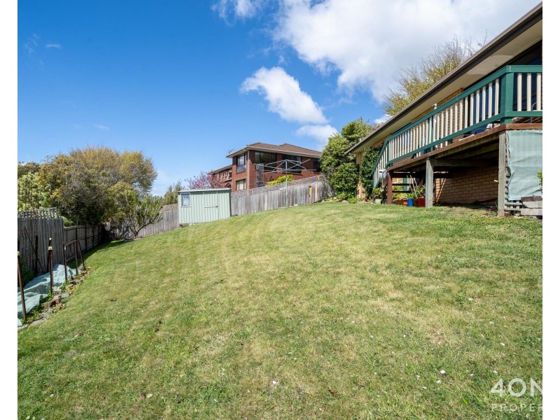 10 Newitt Drive, Austins Ferry TAS 7011