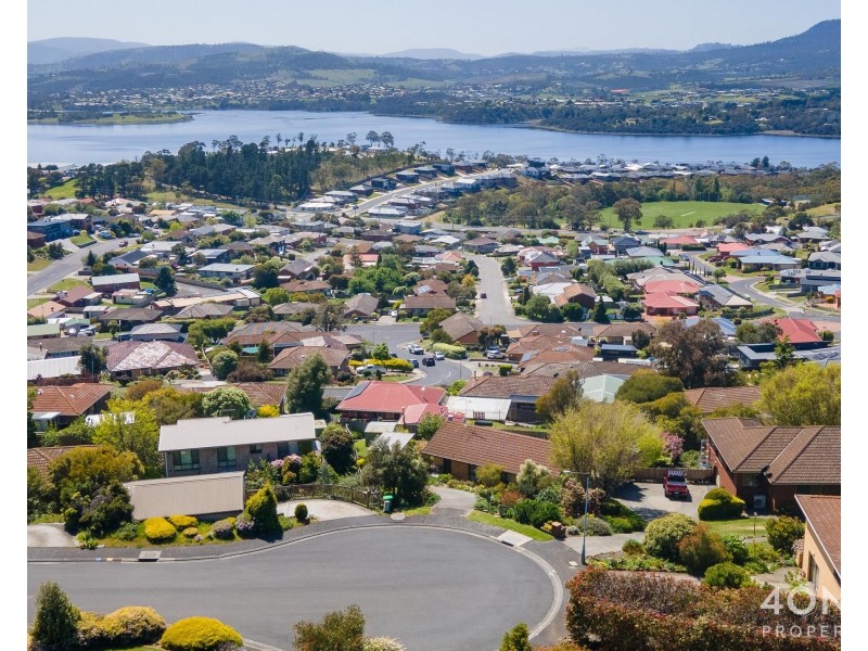 10 Newitt Drive, Austins Ferry TAS 7011