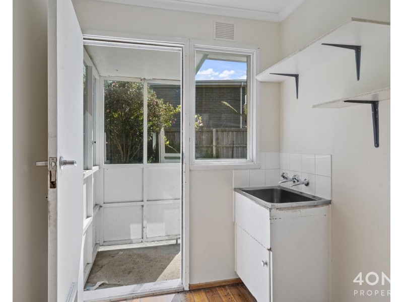 233 Redwood Road, Kingston TAS 7050