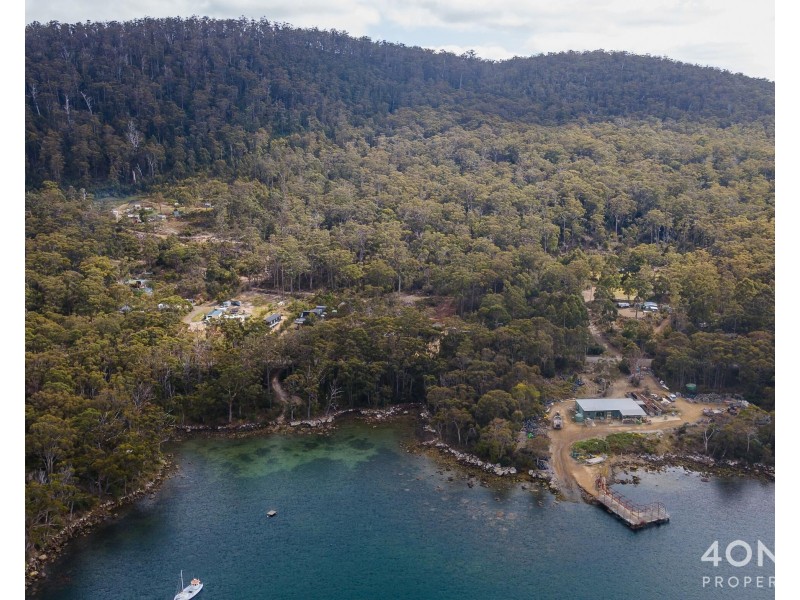 178 Old Jetty Road, Eaglehawk Neck TAS 7179