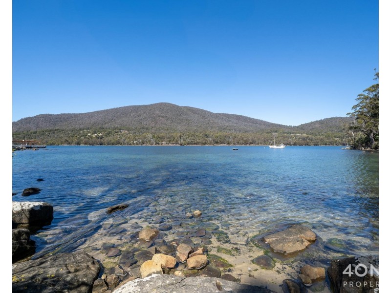 178 Old Jetty Road, Eaglehawk Neck TAS 7179