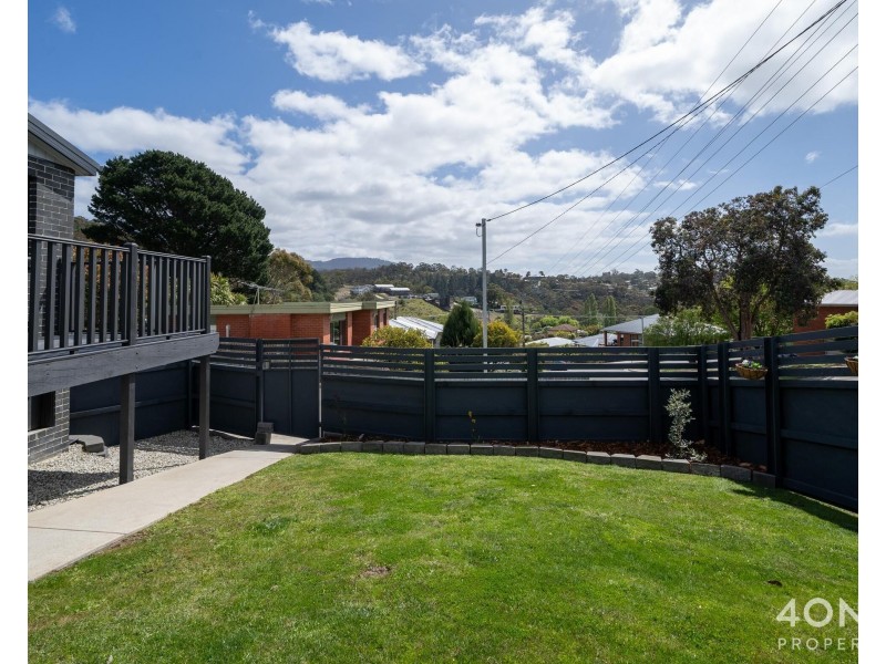 1/8A Beaumont Road, Lenah Valley TAS 7008