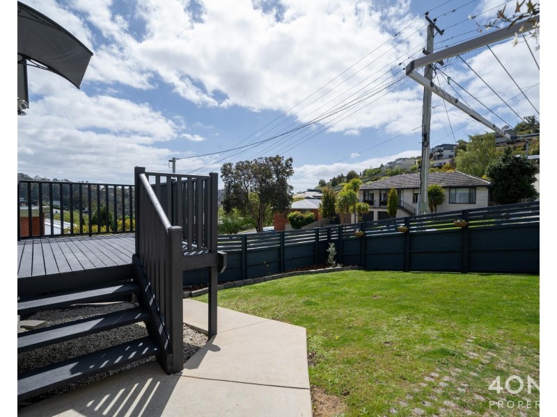 1/8A Beaumont Road, Lenah Valley TAS 7008