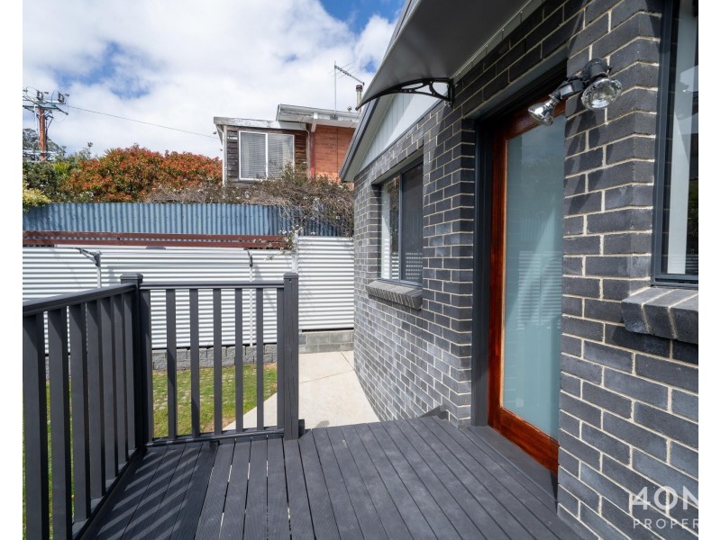1/8A Beaumont Road, Lenah Valley TAS 7008