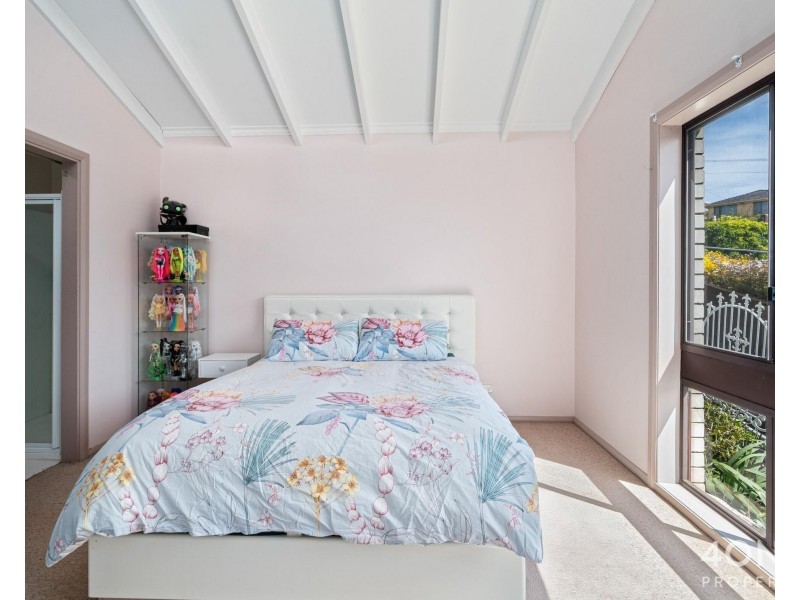 18 Weston Place, Montrose TAS 7010