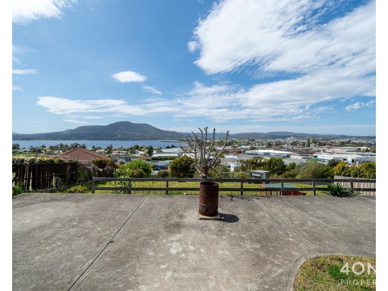 18 Weston Place, Montrose TAS 7010
