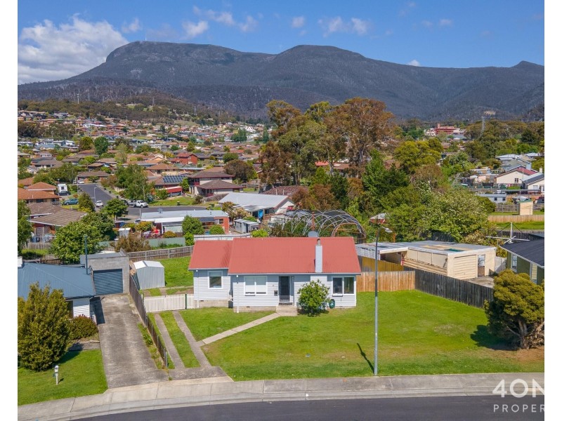 33 Norman Circle, Glenorchy TAS 7010