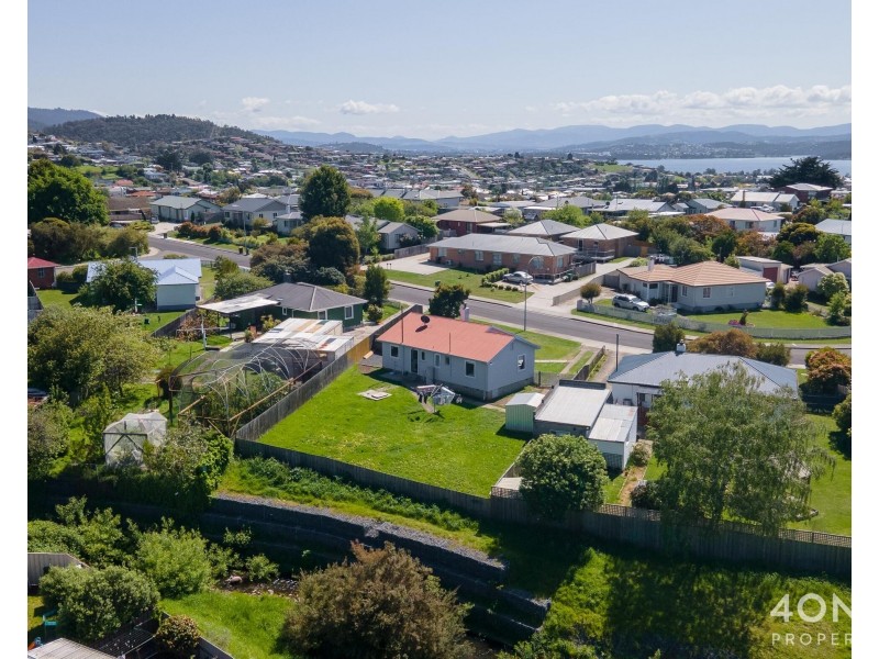 33 Norman Circle, Glenorchy TAS 7010