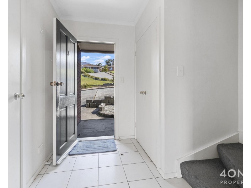 3/4 Nagle Place, Glenorchy TAS 7010