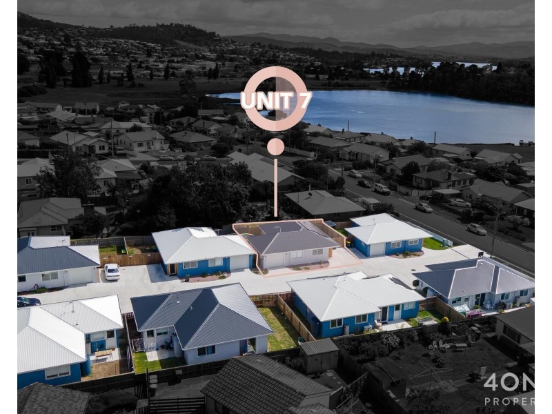 7/21 Windermere Beach Road, Claremont TAS 7011