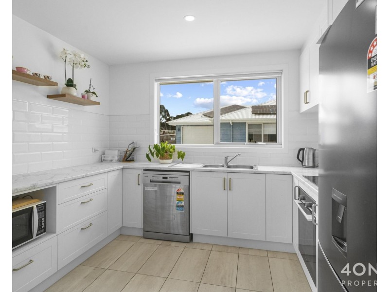 7/21 Windermere Beach Road, Claremont TAS 7011