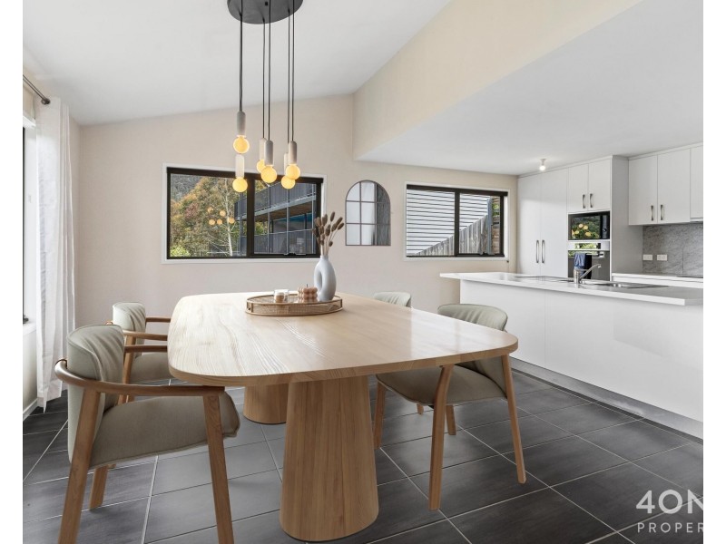 17 Lowrie Place, Glenorchy TAS 7010