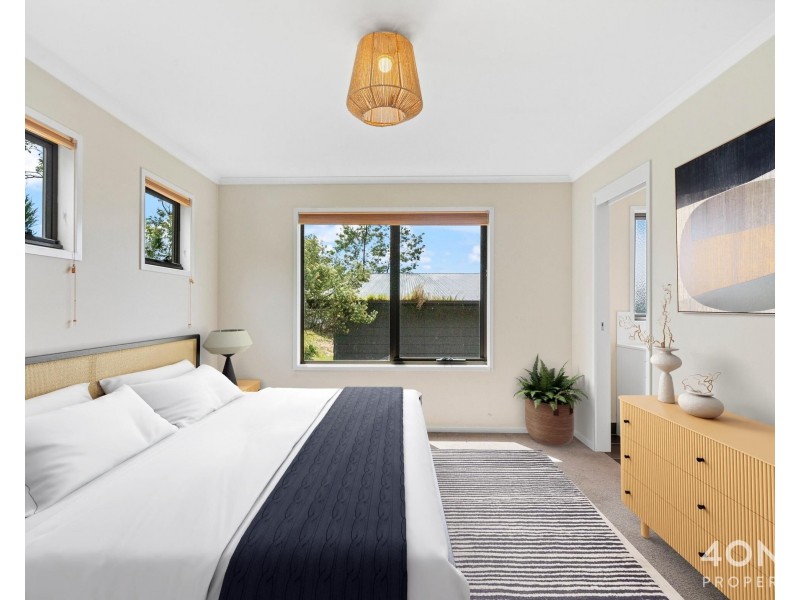 17 Lowrie Place, Glenorchy TAS 7010