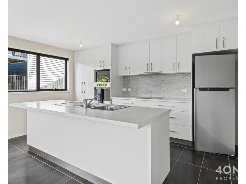 17 Lowrie Place, Glenorchy TAS 7010