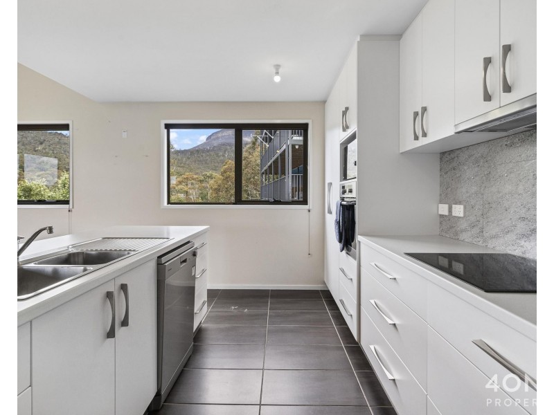 17 Lowrie Place, Glenorchy TAS 7010