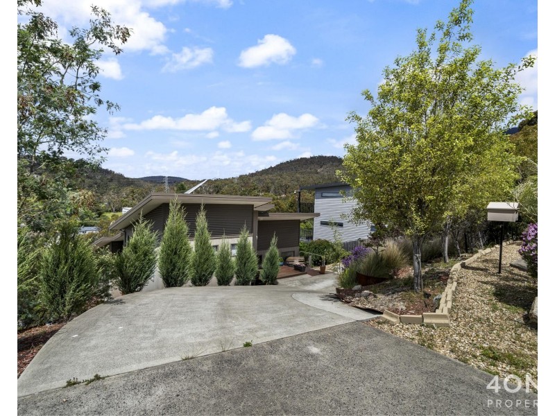 17 Lowrie Place, Glenorchy TAS 7010