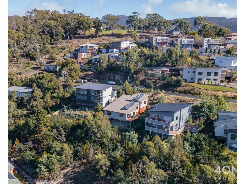 17 Lowrie Place, Glenorchy TAS 7010