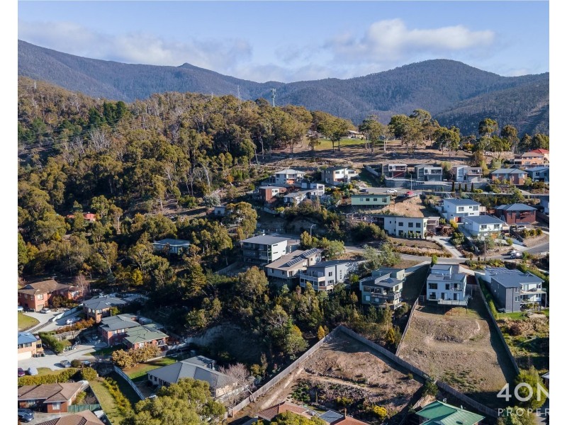 17 Lowrie Place, Glenorchy TAS 7010