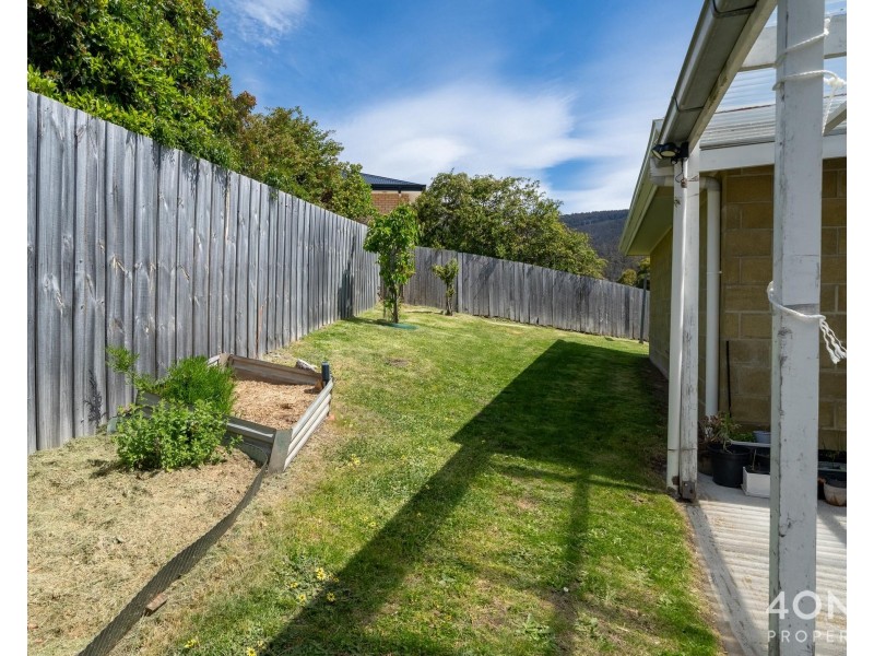 2 Garfield Road, Glenorchy TAS 7010