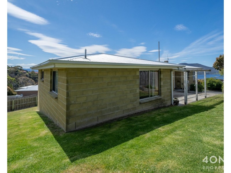 2 Garfield Road, Glenorchy TAS 7010