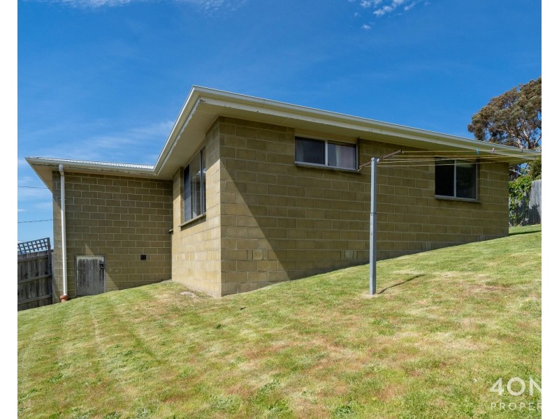 2 Garfield Road, Glenorchy TAS 7010
