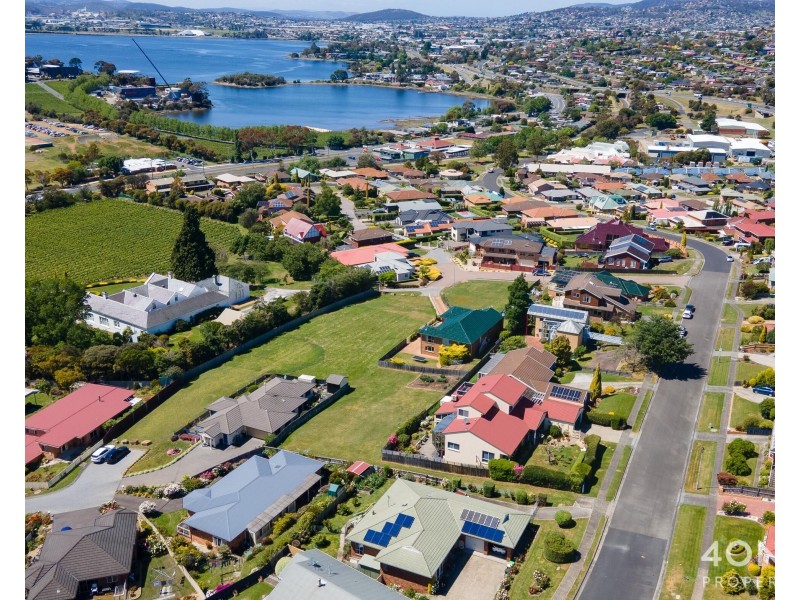 32a Chardonnay Drive, Berriedale TAS 7011