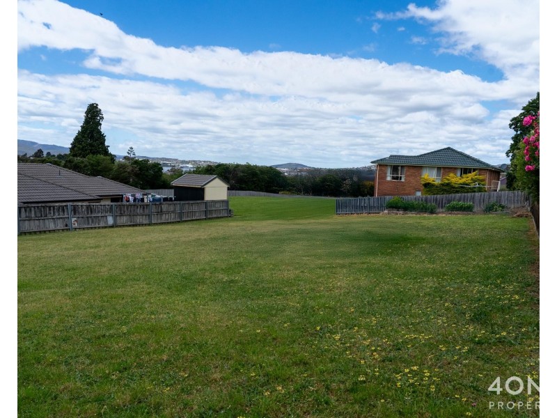 32a Chardonnay Drive, Berriedale TAS 7011