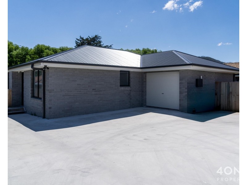 2/22 Schouten Street, Warrane TAS 7018