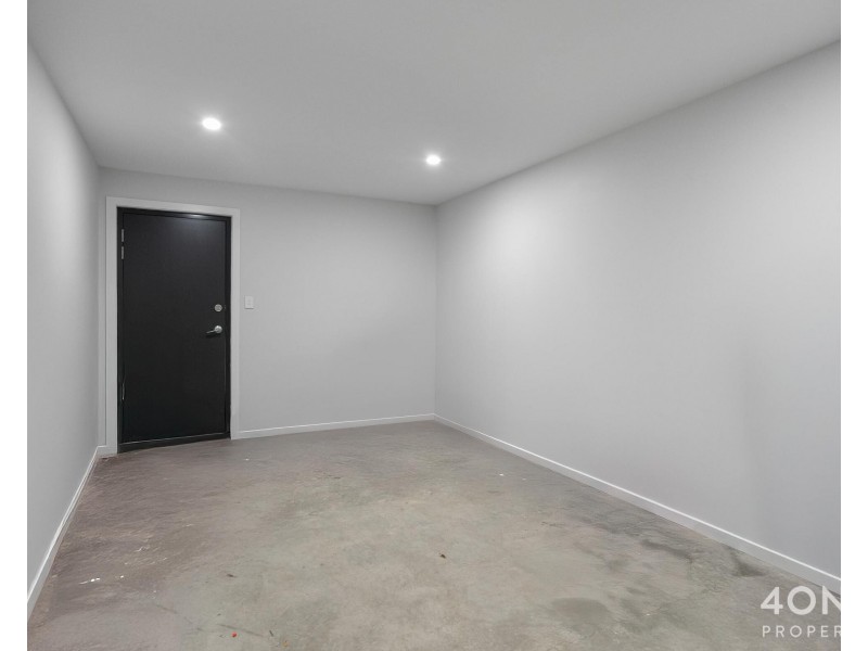 2/22 Schouten Street, Warrane TAS 7018