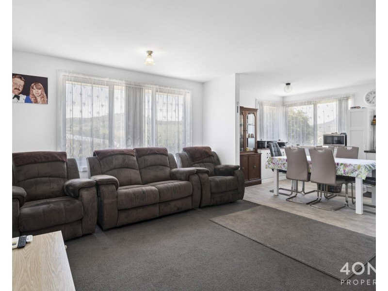 20 Holloway Drive, Herdsmans Cove TAS 7030