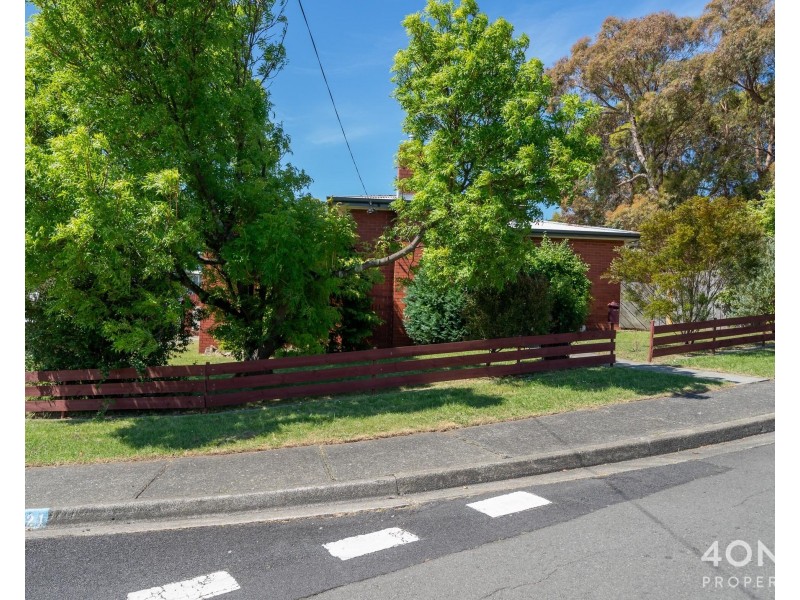 21 Dickson Street, Glenorchy TAS 7010