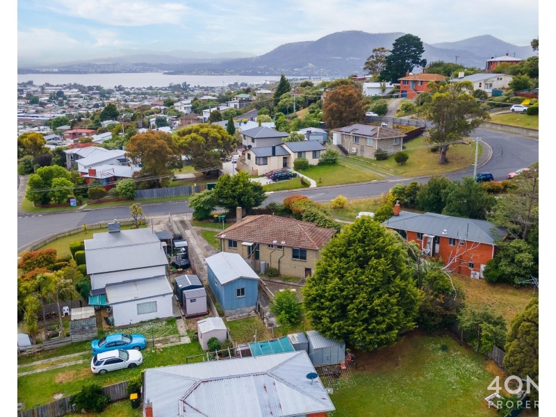 16 Dickson Street, Glenorchy TAS 7010
