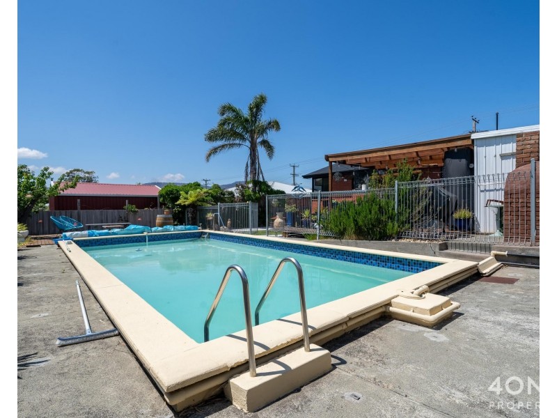 8 Merley Road, Austins Ferry TAS 7011