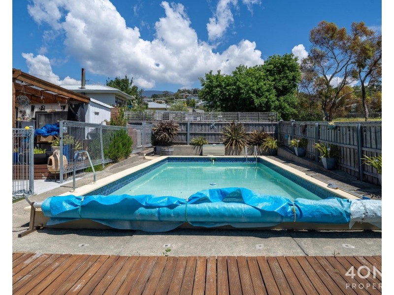 8 Merley Road, Austins Ferry TAS 7011