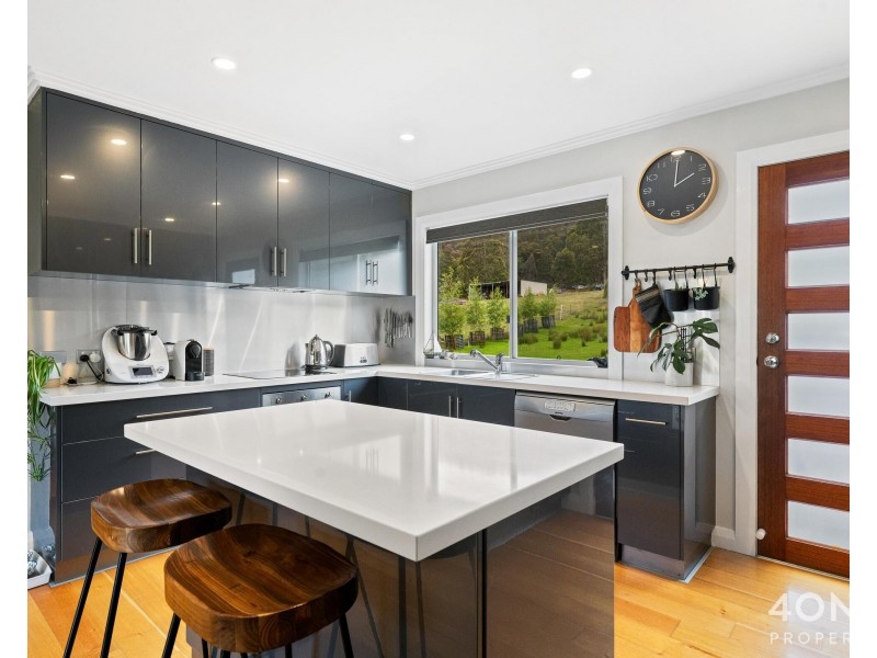 279 Mount Hull Road, Collinsvale TAS 7012