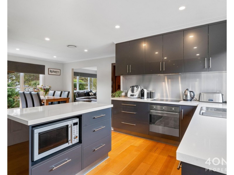 279 Mount Hull Road, Collinsvale TAS 7012