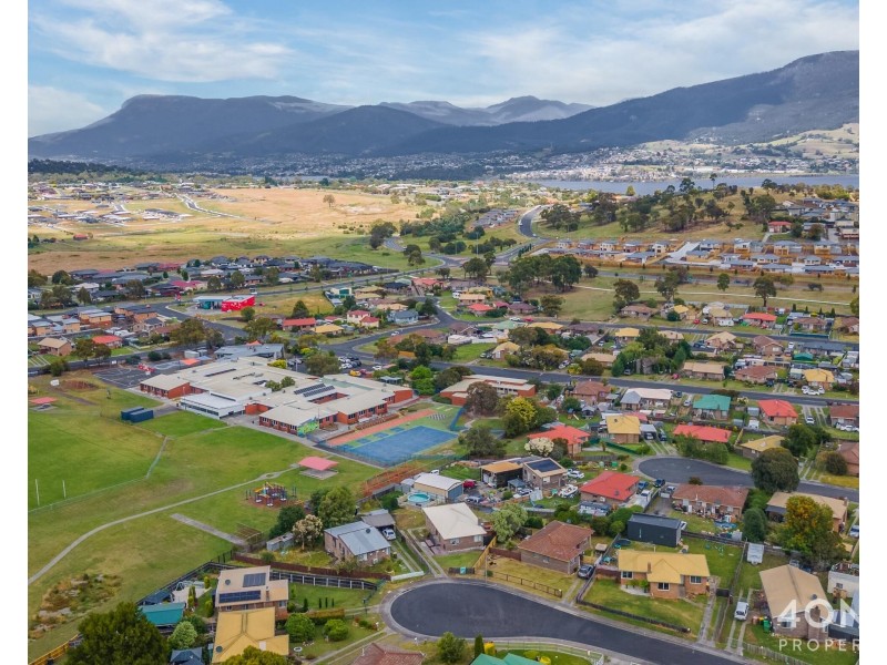 8 Barclay Place, Gagebrook TAS 7030