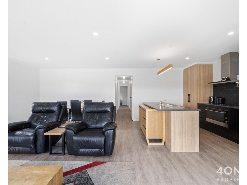 7 Lonergan Road, Glenorchy TAS 7010