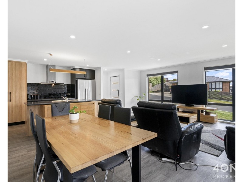 7 Lonergan Road, Glenorchy TAS 7010