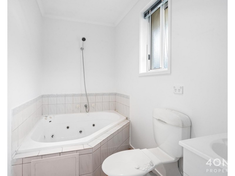 34 Brookston Drive, Mornington TAS 7018