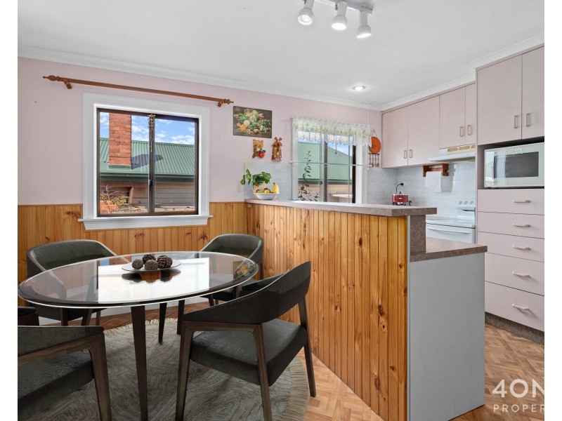 18 Arundel Street, Derwent Park TAS 7009