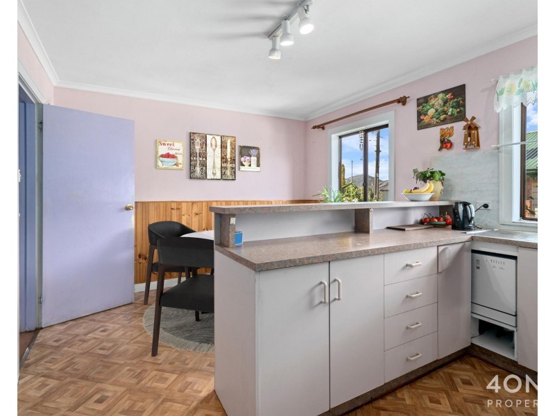 18 Arundel Street, Derwent Park TAS 7009