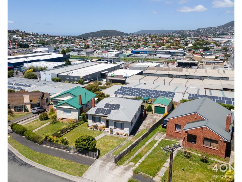 18 Arundel Street, Derwent Park TAS 7009