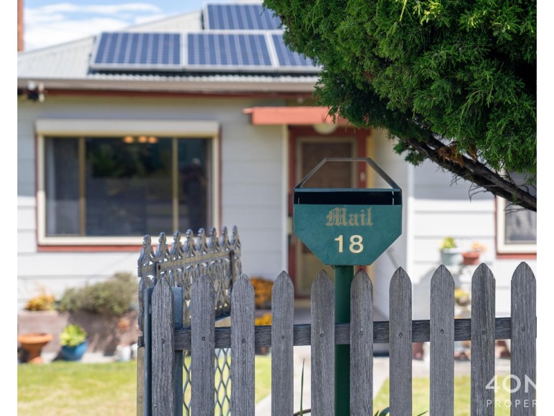 18 Arundel Street, Derwent Park TAS 7009