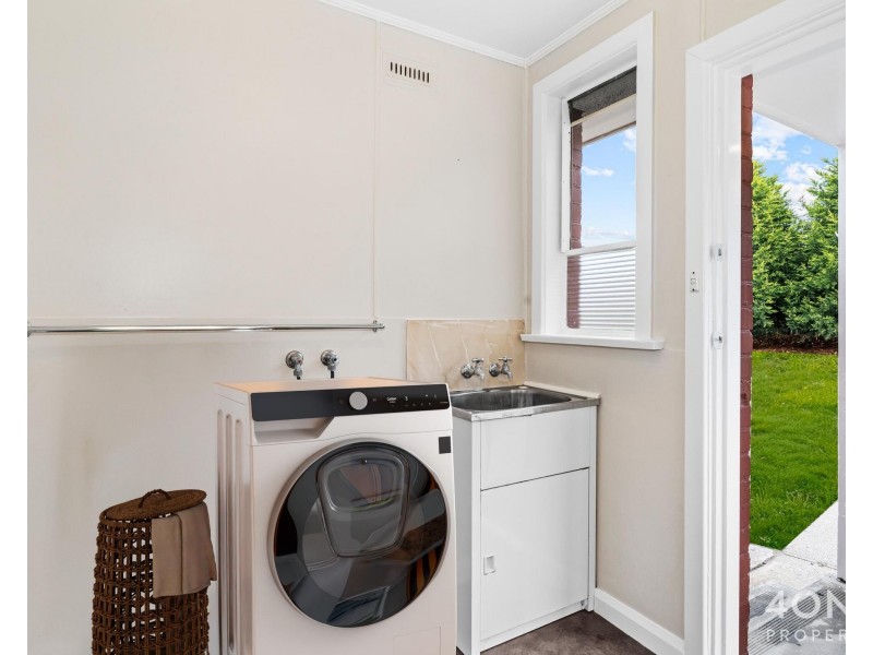 6 Teering Road, Berriedale TAS 7011