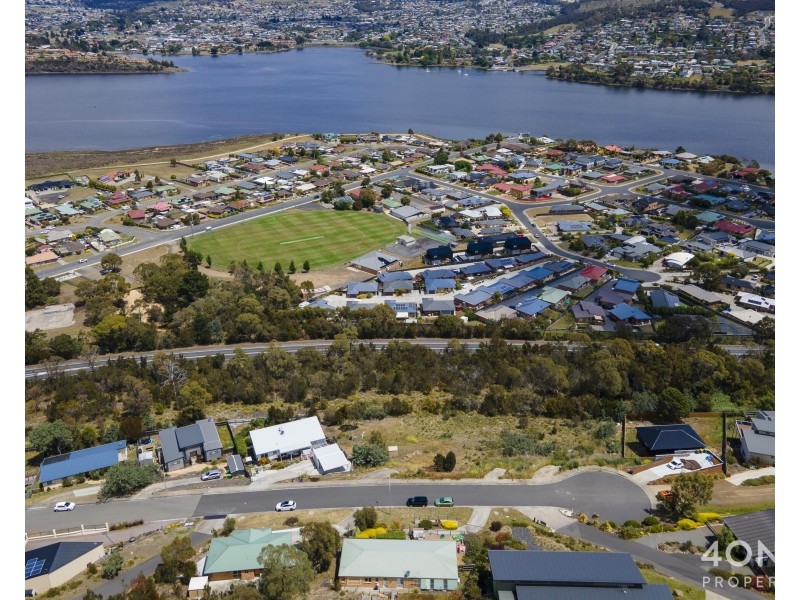 32 Grevillea Avenue, Old Beach TAS 7017