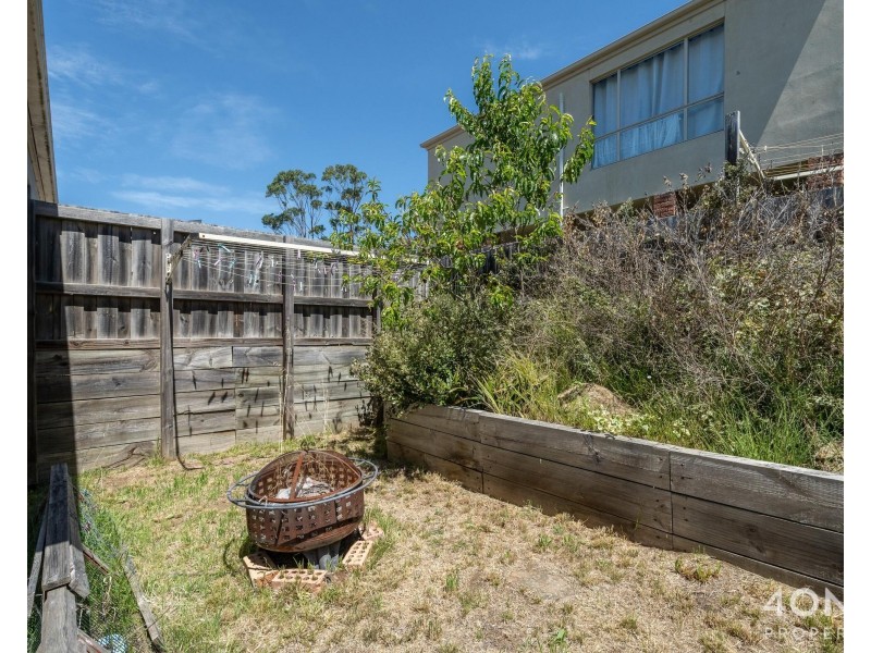 2/84 Lamprill Circle, Herdsmans Cove TAS 7030